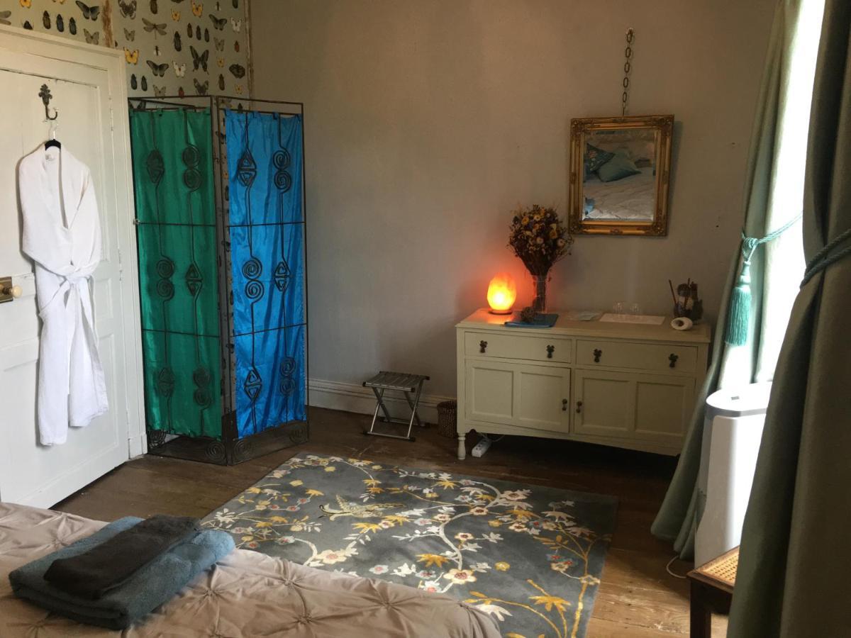 Bed & Breakfast Chateau Gros Puy, Petit Chateau D'hote Abjat-sur-Bandiat