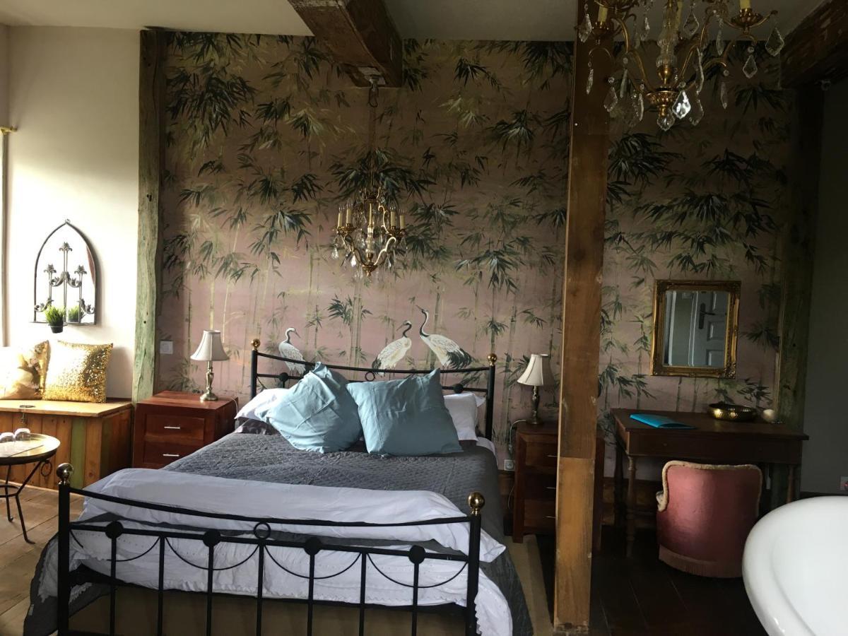 Chateau Gros Puy, Petit Chateau D'hote * Abjat-sur-Bandiat